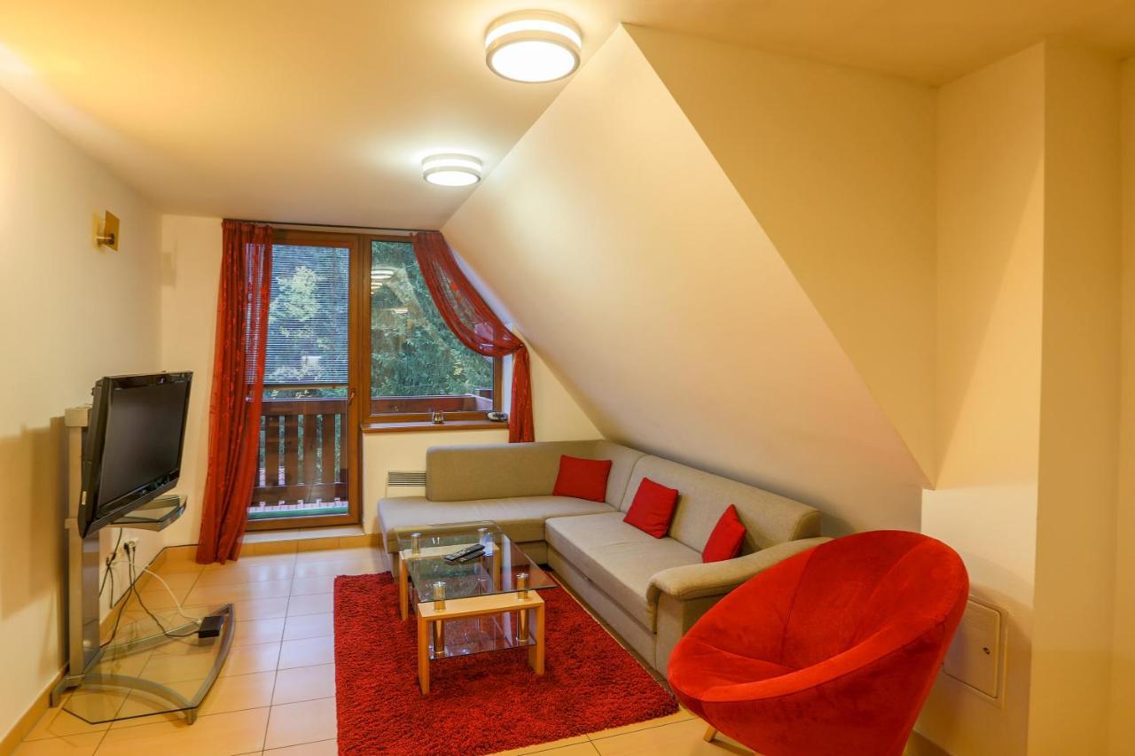 Apartmanovy Dom Fatrapark 1 S Wellness - Hlavna Recepcia Rózsahegy Kültér fotó