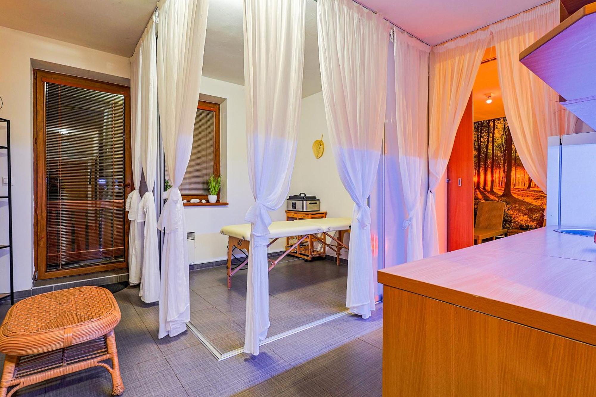 Apartmanovy Dom Fatrapark 1 S Wellness - Hlavna Recepcia Rózsahegy Kültér fotó