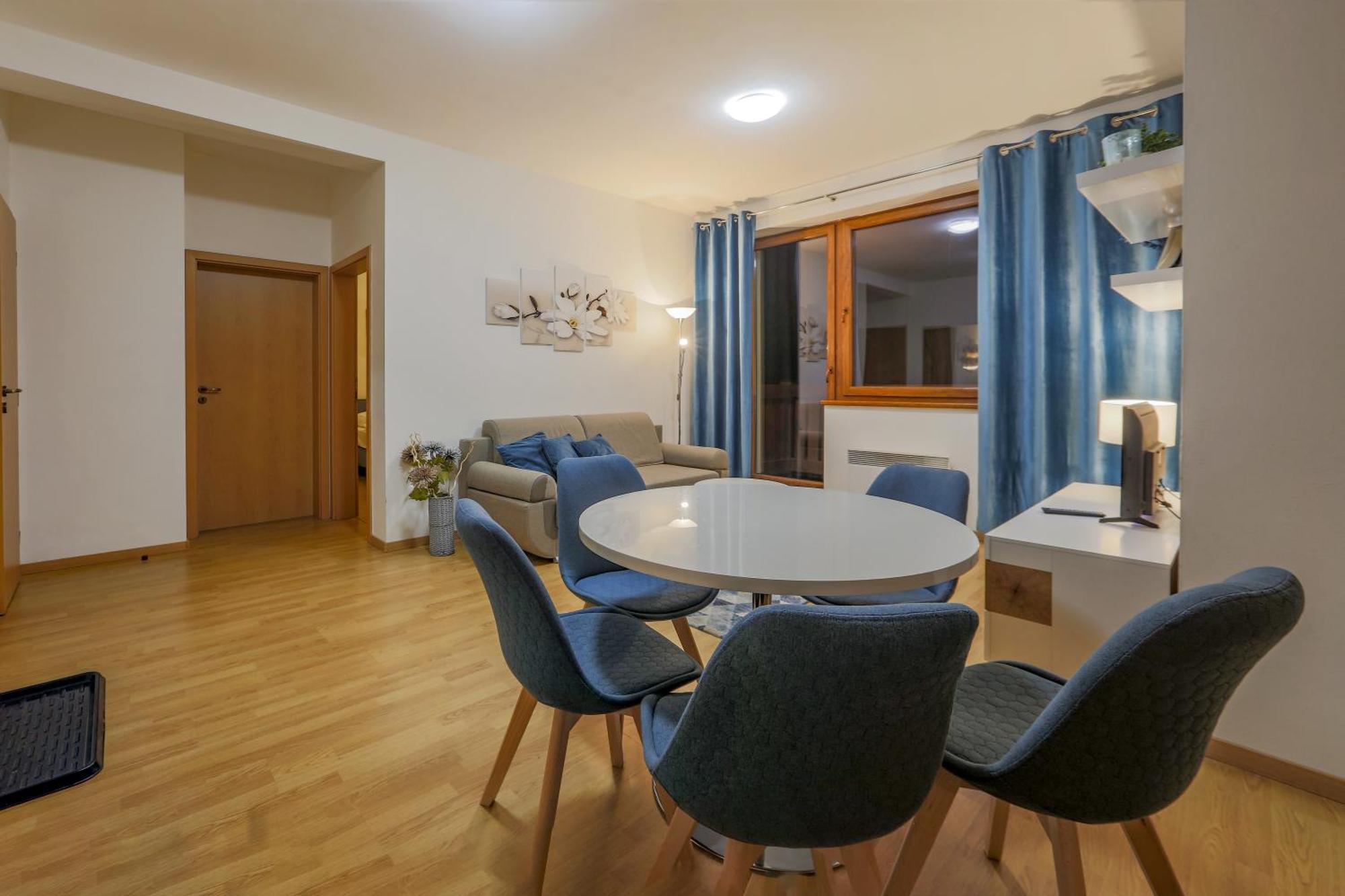 Apartmanovy Dom Fatrapark 1 S Wellness - Hlavna Recepcia Rózsahegy Kültér fotó